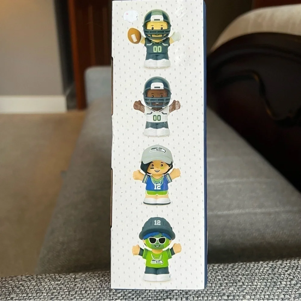 Fisher-Price Little People Seattle Seahawks collectible set- New in box!